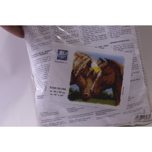 Two Horses, Plastic Canvas Kit, Vervaco, Hobby, Craft Kit, ~ 250827-WH 552 - Picture 2 of 3